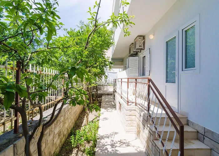 & Bari I Apartman Mlini