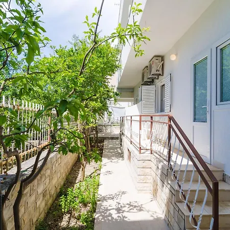 & Bari I アパート ムリニ